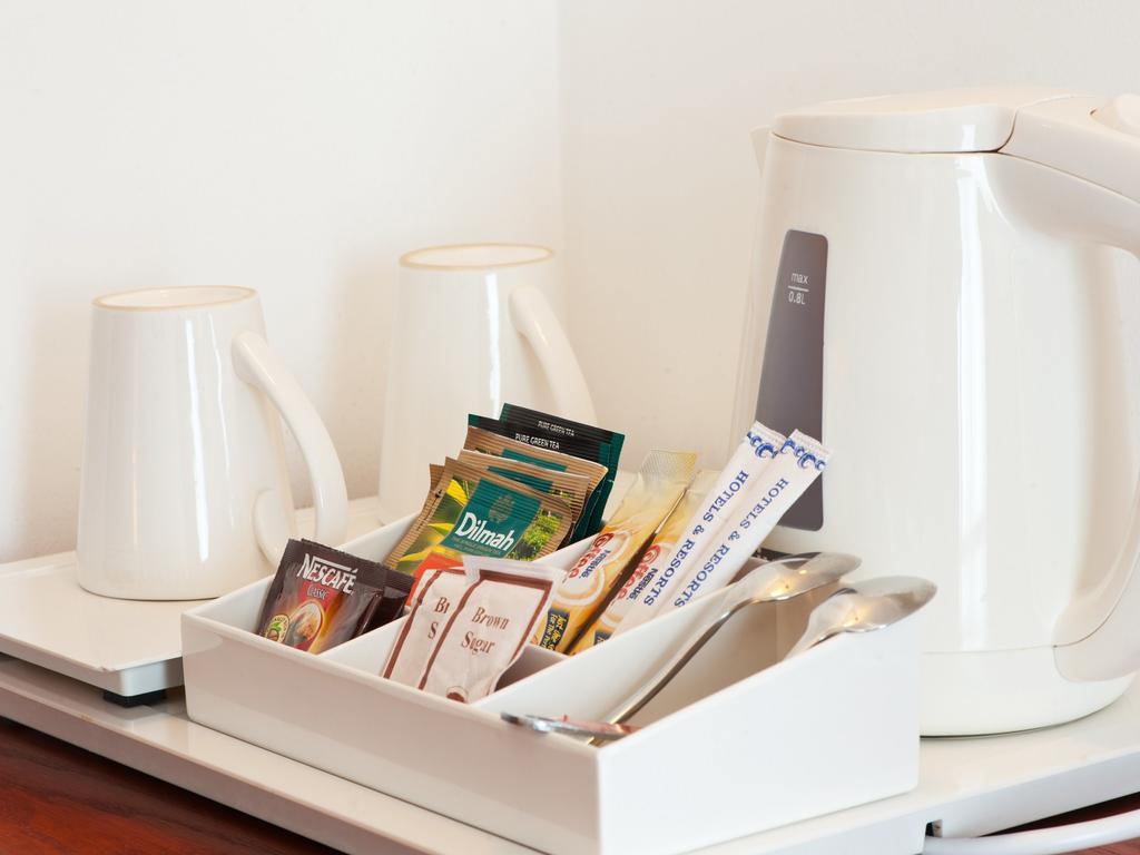 Deluxe Room Early Check at 11 AM & Late Check-out at 2 PM on Availability on Food & Beverages on Spa